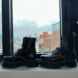 Dr. Marten x Heaven Marc Jacobs. As seen on Olivia Rodrigo VMAs 21